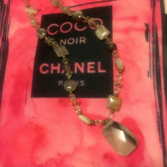 NECKLACE - Picture 1 of 4